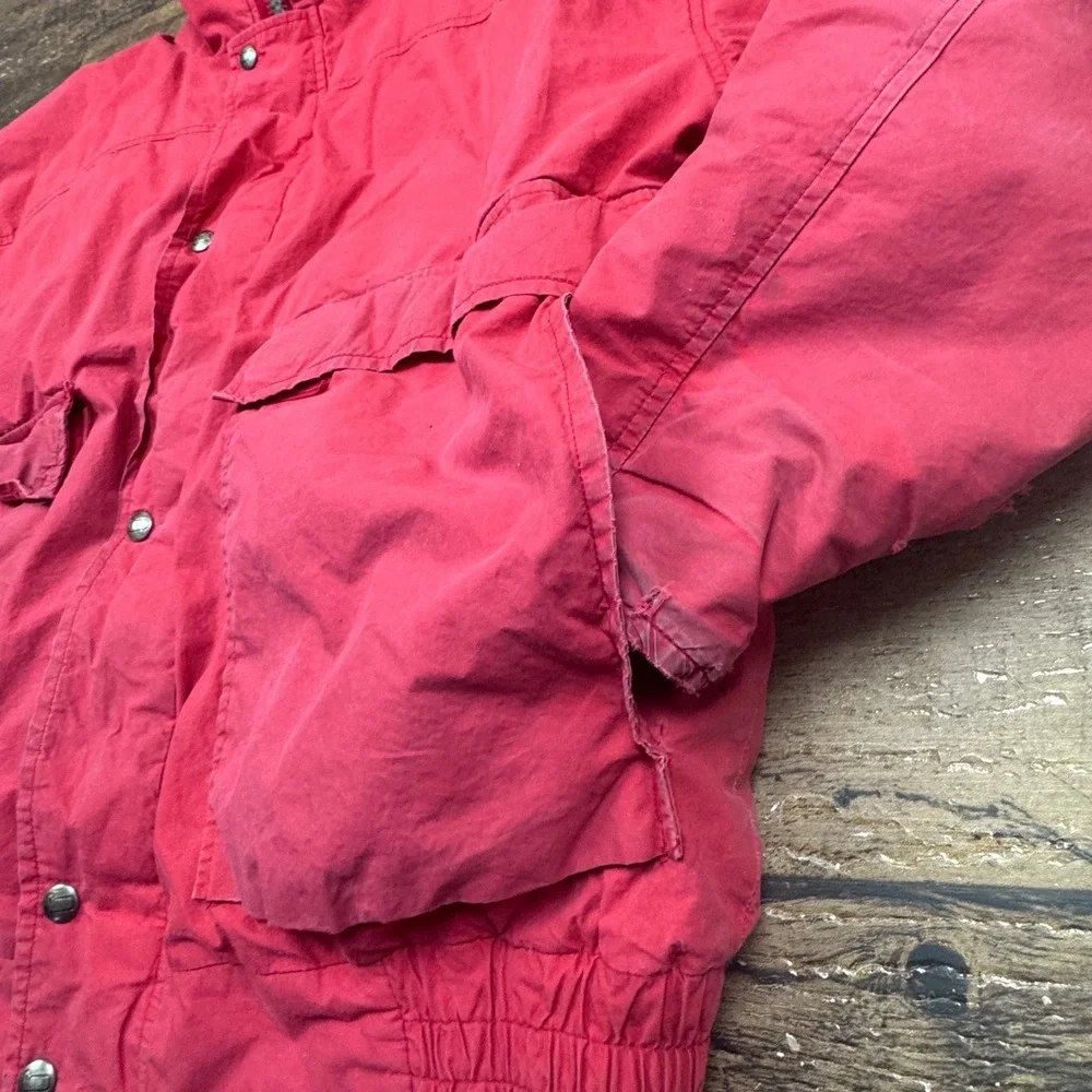 Vintage Woolrich Mens Red Plaid Lined Down‎ Puffer Jacket Size Large